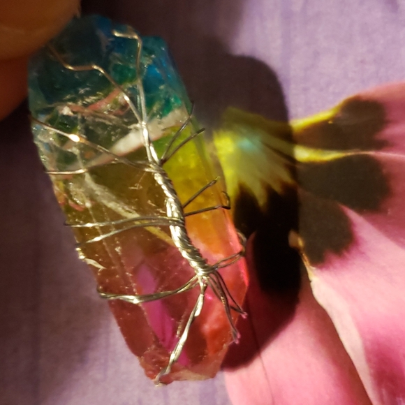 NEW Wrapped Rainbow Quartz Necklace - Picture 4 of 5